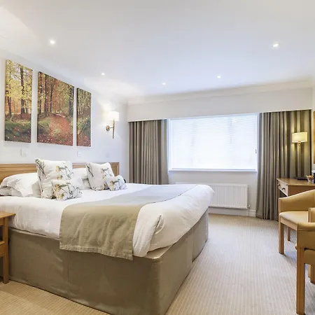 Cragwood Hotel