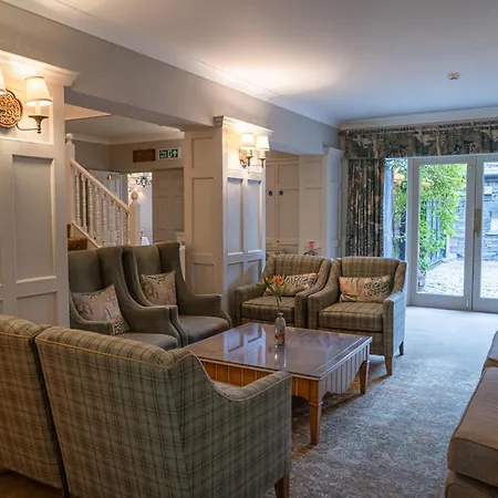 Cragwood 4*