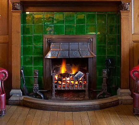 Hotel Cragwood 4*