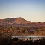 Cragwood Hotel