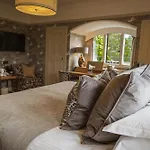 Hotel Cragwood 4*
